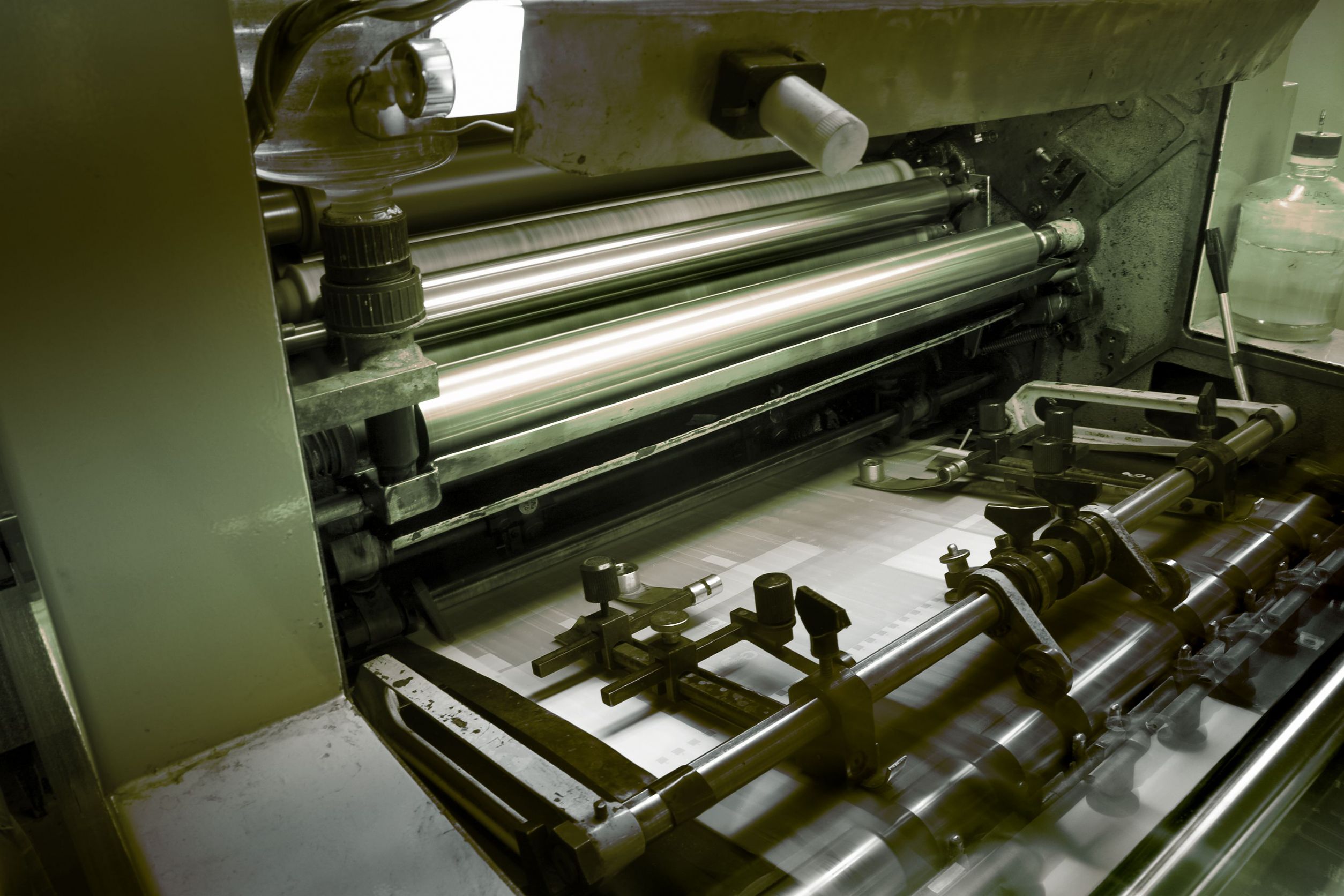 The Differences Between Digital and Offset Printing in Orange County