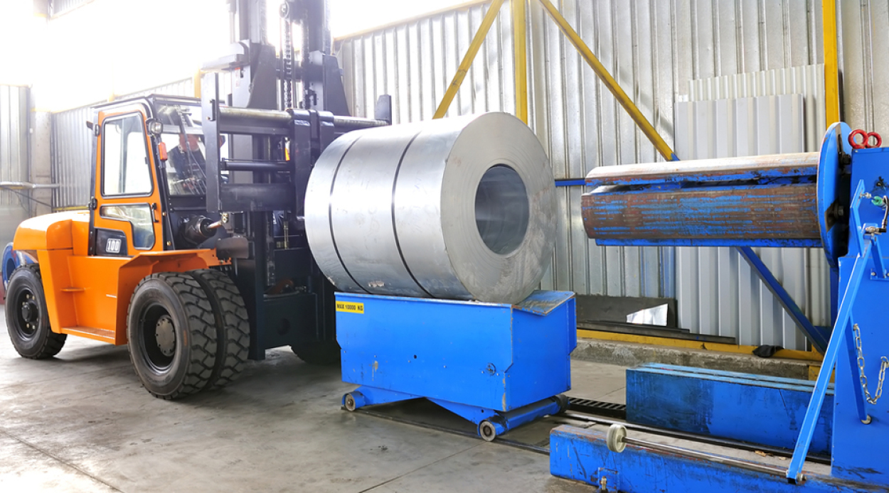 The Environmental Impact of Using Metal Recycling Services in Port Angeles WA