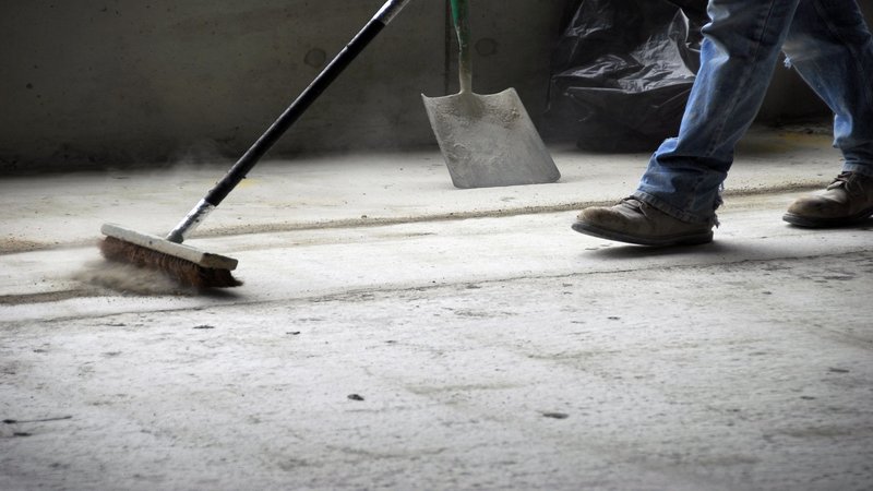 Hiring a Housekeeper in Naples Saves You a Lot of Time and Stress