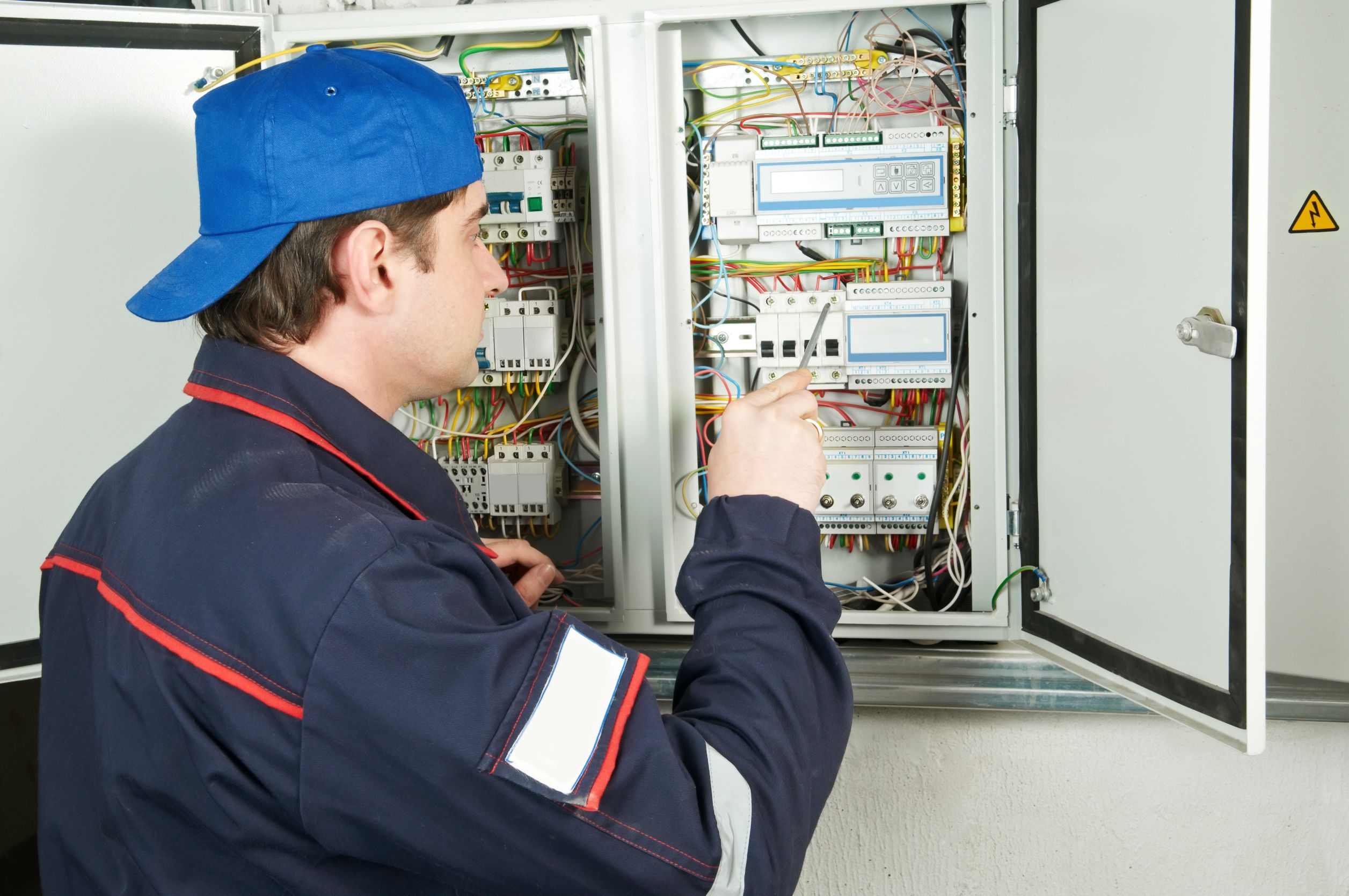electrician / choose a professional for electrical upgrades