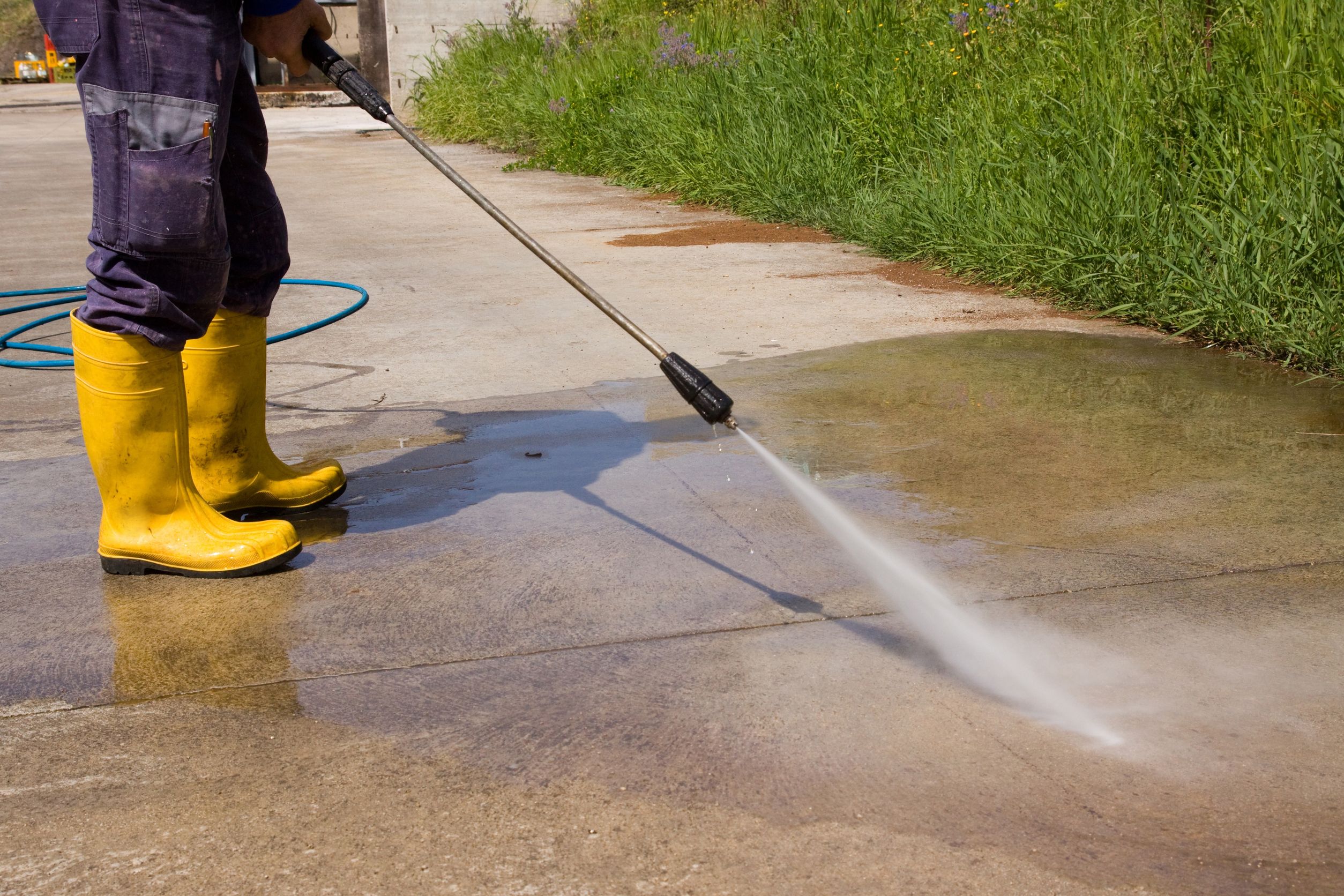 Benefits of Pressure Washing in Melbourne, FL