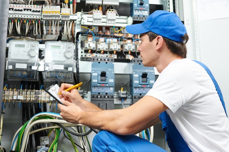 How Local Electricians in Fort Collins, CO Ensure Safe and Reliable Home Electrical Repairs