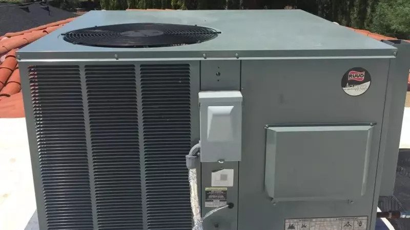 Signs That It’s Time for an Air Conditioner Servicing in Phoenix, AZ