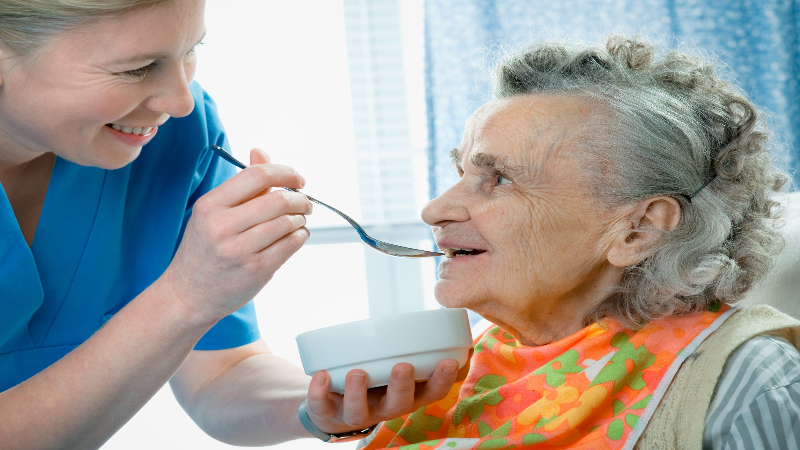 How to Talk with Your Parents About Moving to Assisted Living in Phoenix