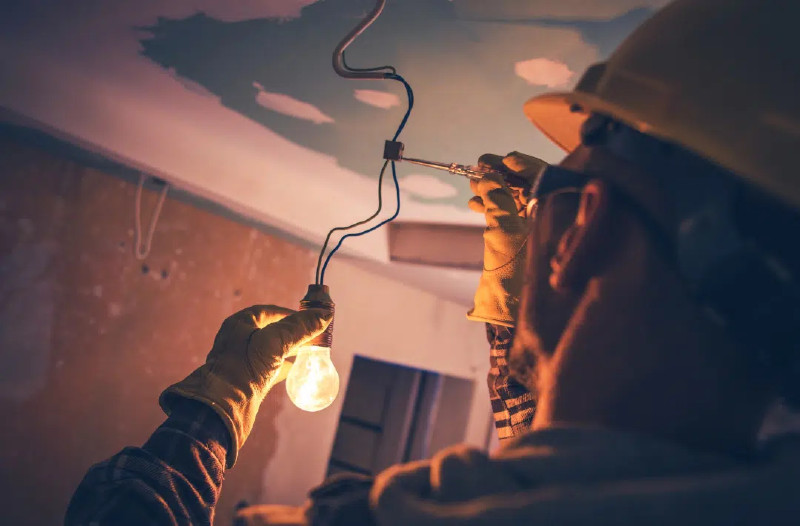 Get Safe and Reliable Service with an Electrician Aurora, CO Homeowners Trust