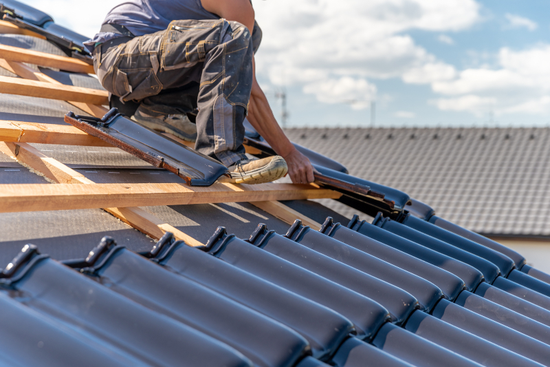 Five Signs You Need a Roofing Contractor Woodbury MN Experts Recommend Checking Right Now