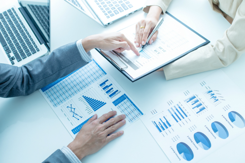 What to Expect When Working with a Portfolio Manager Dallas for Financial Growth