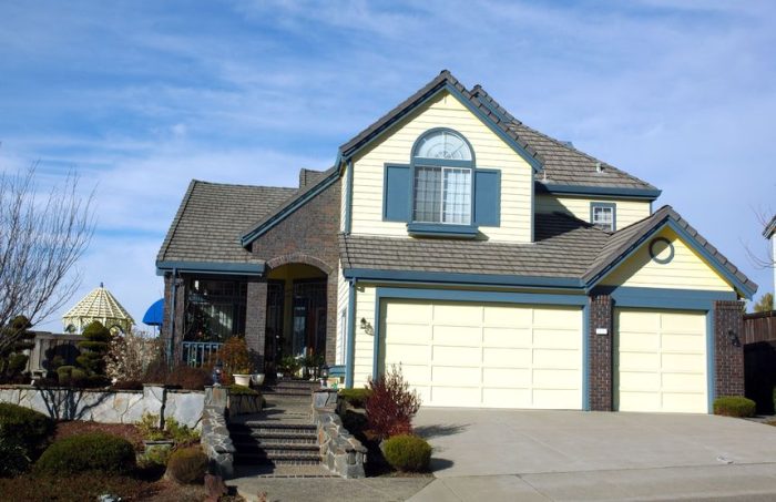 Increase Home Value with Garage Door Installation Services in Ridgeland, MS: Expertise