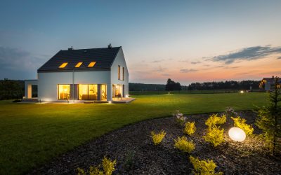 How Roof Line Lighting Jacksonville FL Enhances Safety and Curb Appeal for Homeowners